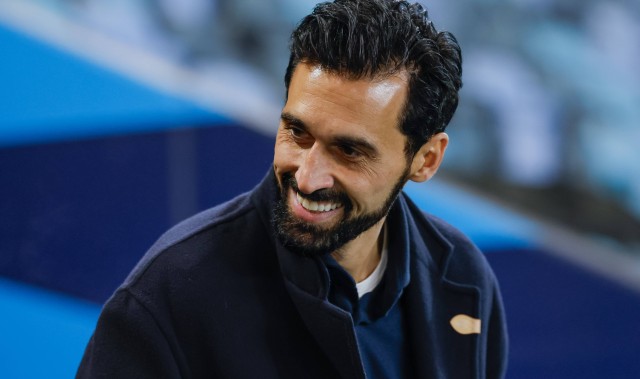 阿韦洛亚：战术与人情并重，人员管理是执教成功的关键