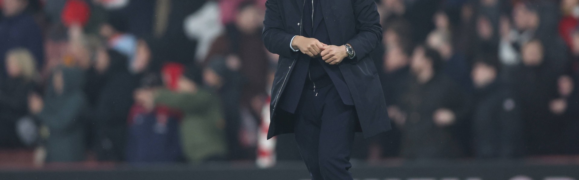 阿森纳跟队：罗塞尼尔小题大做，热身时越界的情况很常见