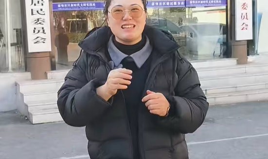 九游体育-全国冠军退役人生 戴假肢的她成了很多人的支柱|罗仁娟|残疾人|排球|高位截肢|残疾_新浪体育_新浪新闻
