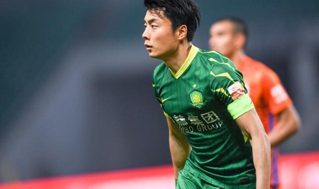 李磊告别战献高光表现 赛后哽咽：没能夺中超冠军