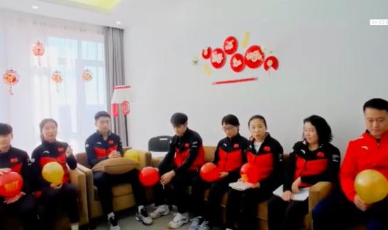 李琰满意速滑队世界杯战果 跨界执教看重团队气氛